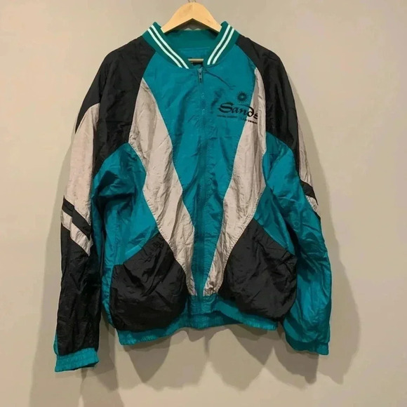 Vtg 90’s Las Vegas Sands Casino Wind Breaker - Picture 1 of 6